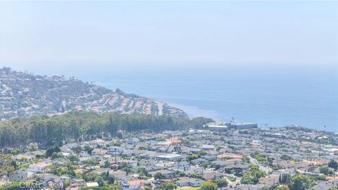 Tiny photo for 204 Via Colusa, Redondo Beach, CA 90277 (MLS # PW25244888)