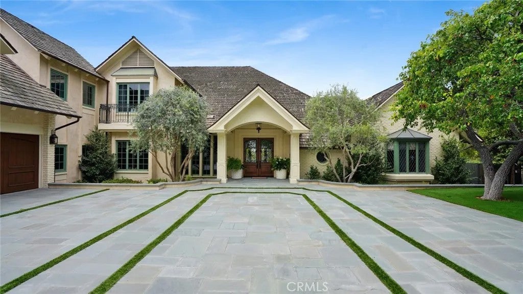 1 Cypress Point Lane