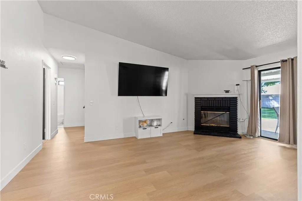 43111 Victorville