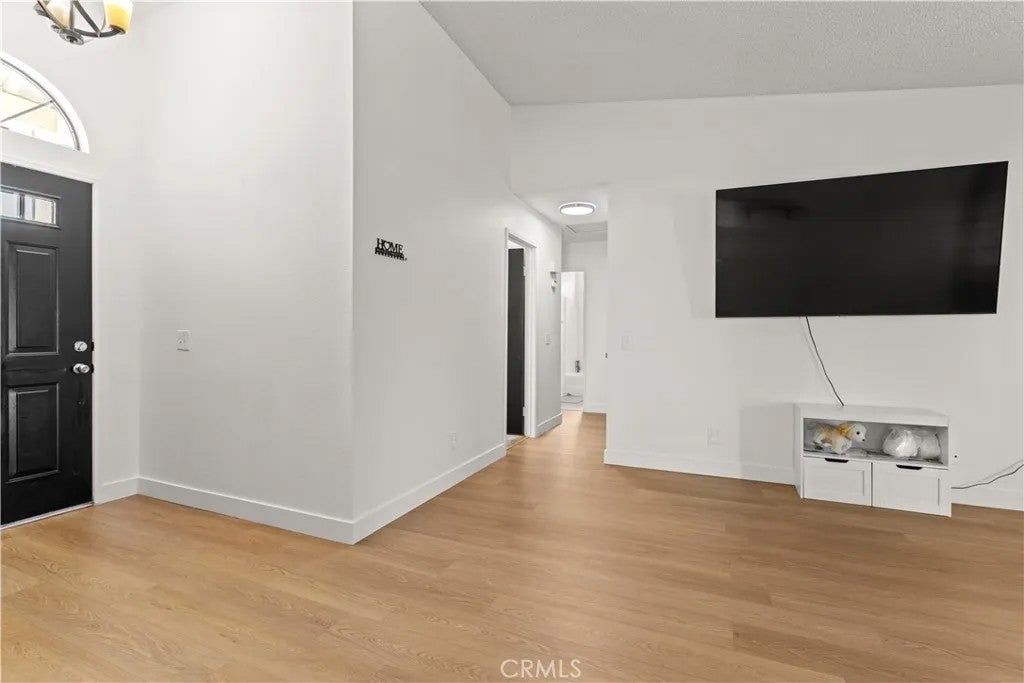 43111 Victorville