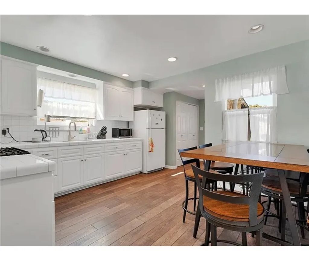 Photo of 227 Valle Vista, Monrovia, CA 91016 (MLS # WS26015524)