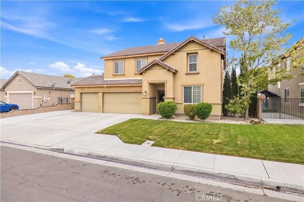 Photo of 44663 Ruthron Ave, Lancaster, CA 93536 (MLS # SR26071421)
