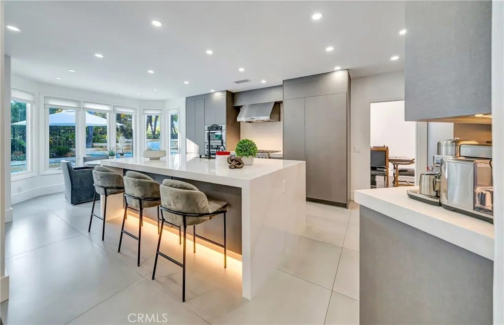 3793 Camino Codorniz