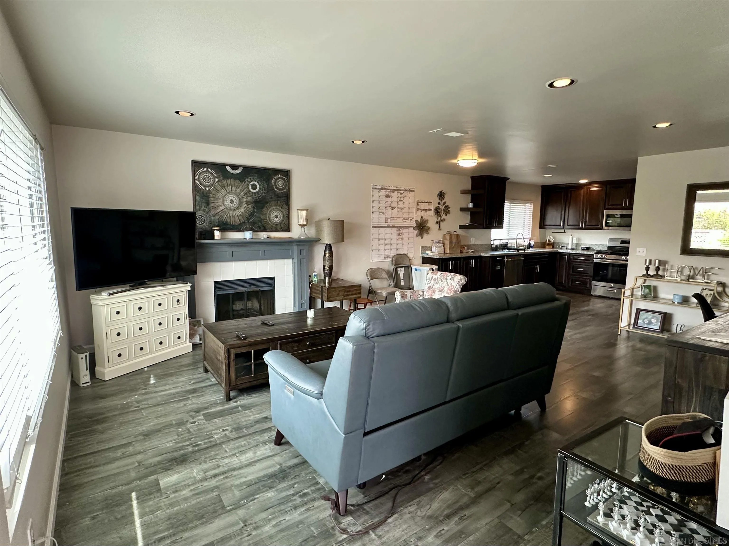 9829 Caspi Gardens Unit 8