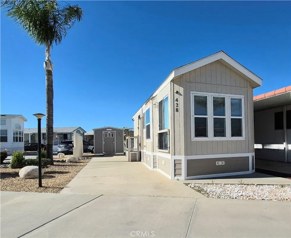 Photo of 1295 S Cawston Ave #428, Hemet, CA 92545 (MLS # SW26006916)