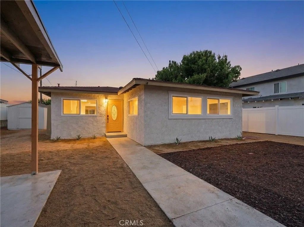 Photo of 536 E 220th St, Carson, CA 90745 (MLS # DW26036488)