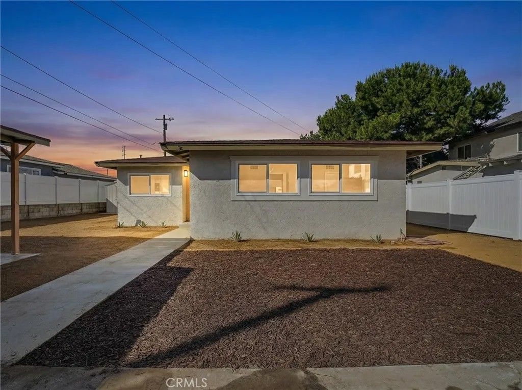 Photo of 536 E 220th St, Carson, CA 90745 (MLS # DW26036488)