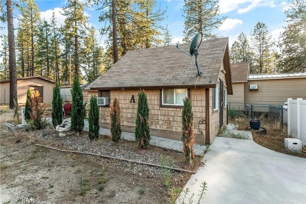 Photo of 59485 State Highway 74 Hwy, Mountain Center, CA 92561 (MLS # SW26001994)