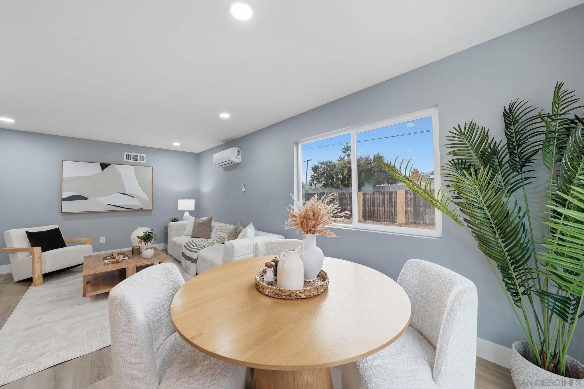 8514 Glenhaven