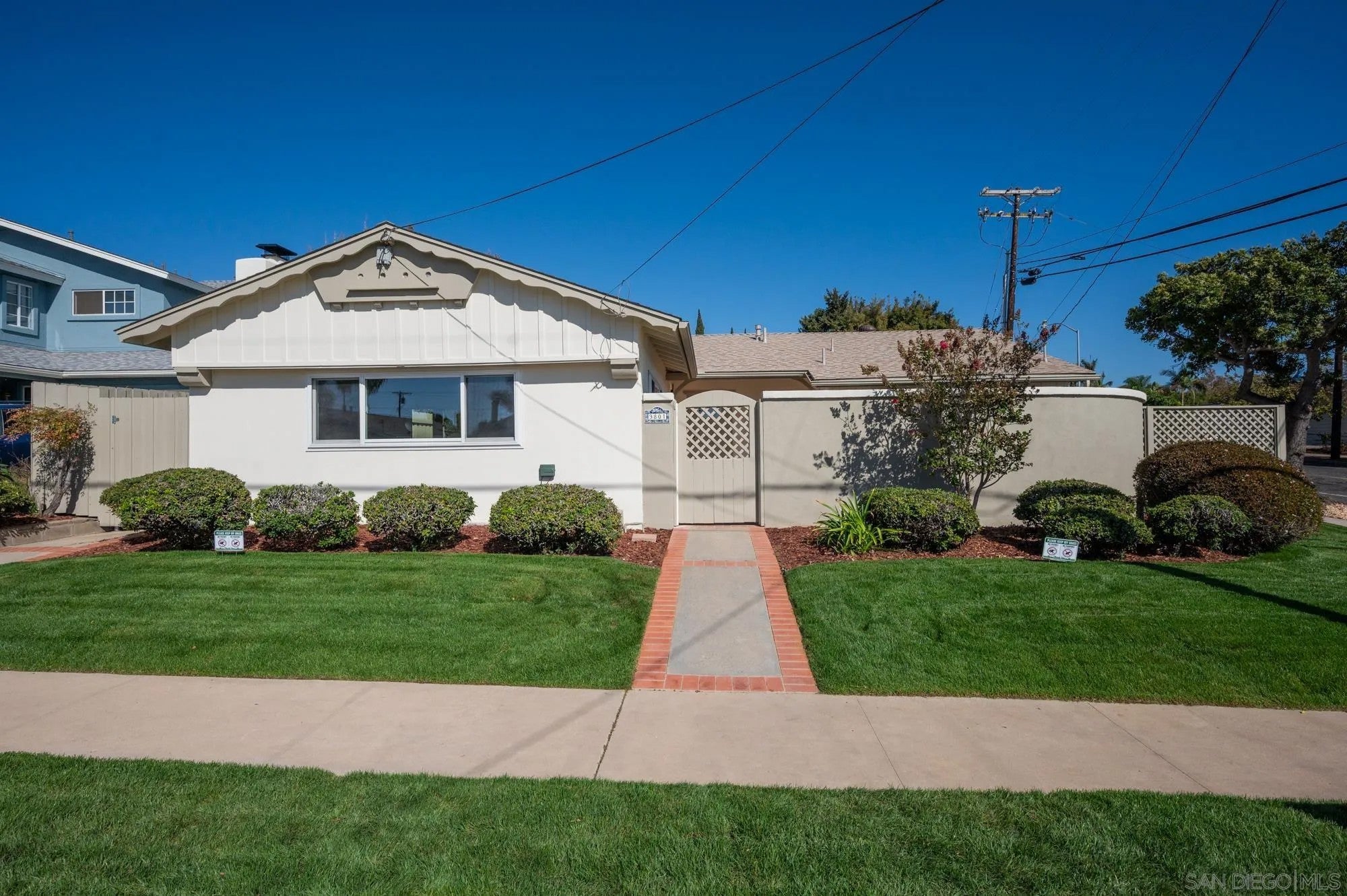 3801 Mount Aladin