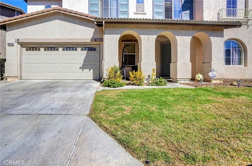 3295 E Springcreek
