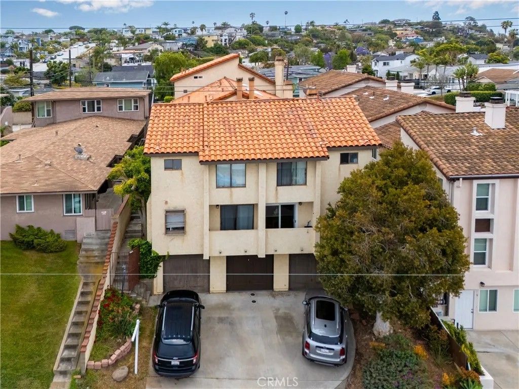 Photo of 2061 Chatsworth Blvd #5, San Diego, CA 92107 (MLS # PW26079535)