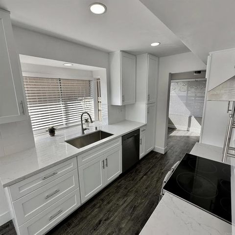Tiny photo for 7007 Appian Drive #B, San Diego, CA 92139 (MLS # PTP2508085)