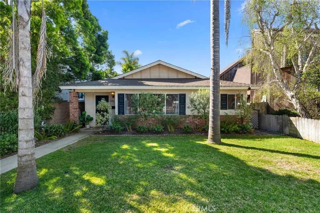 Photo of 586 36th St, Manhattan Beach, CA 90266 (MLS # OC26061828)