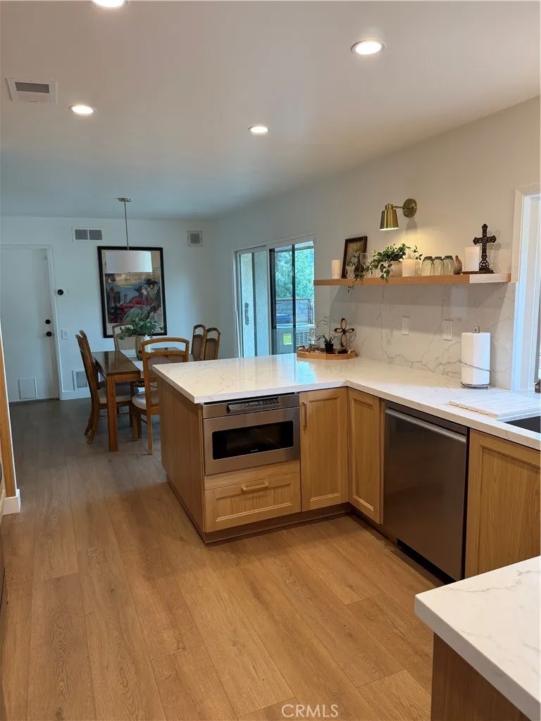 720 Starlight Heights