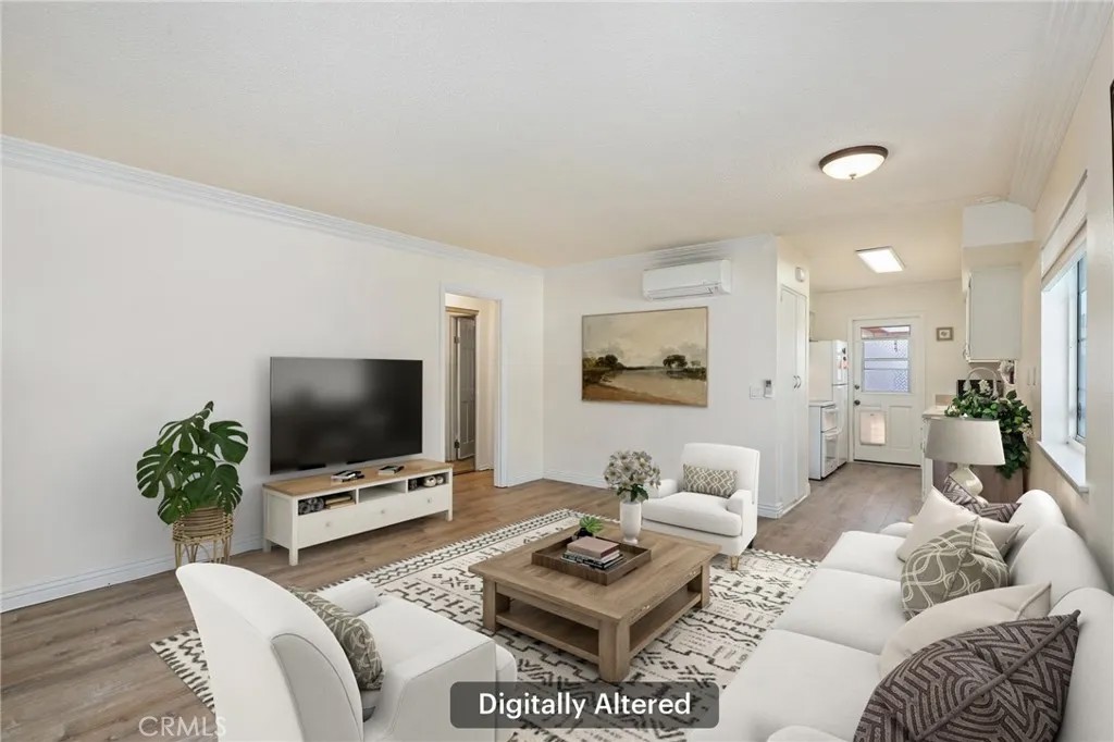 15940 Silvertip Court