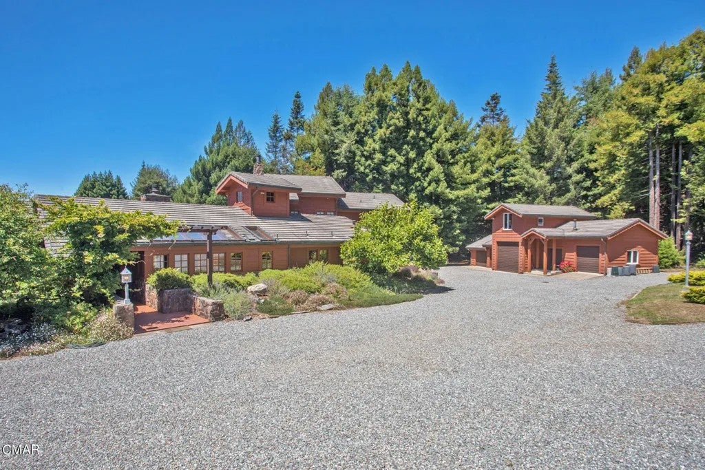 26801 N Highway 1