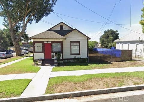 Property photo of 594 E 9th, Upland, CA 91786