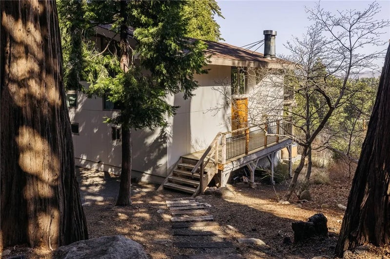 859 Strawberry Peak Road
