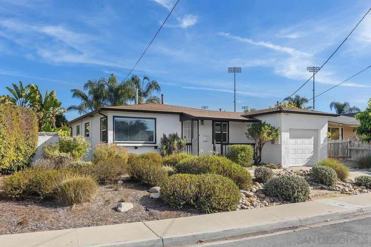 4235 Bernadine Pl