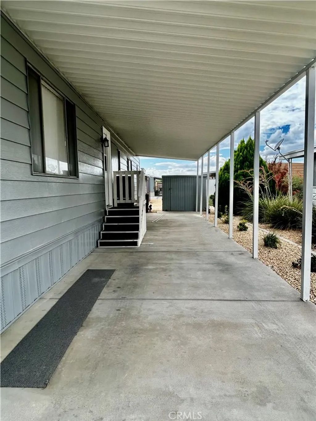 Photo of 2205 W Acacia Ave #87, Hemet, CA 92545 (MLS # SW25239852)