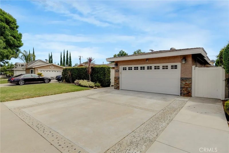 16512 Tupper