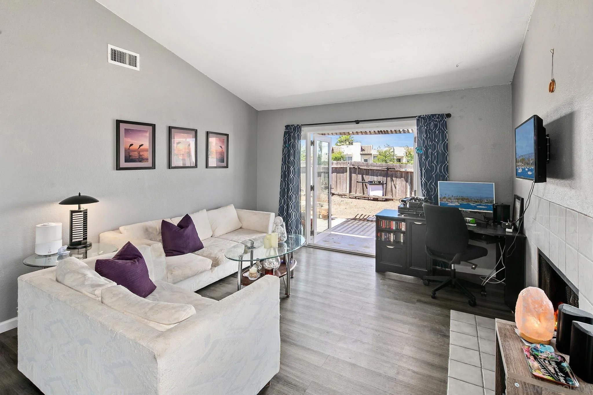 10908 Black Mountain 1