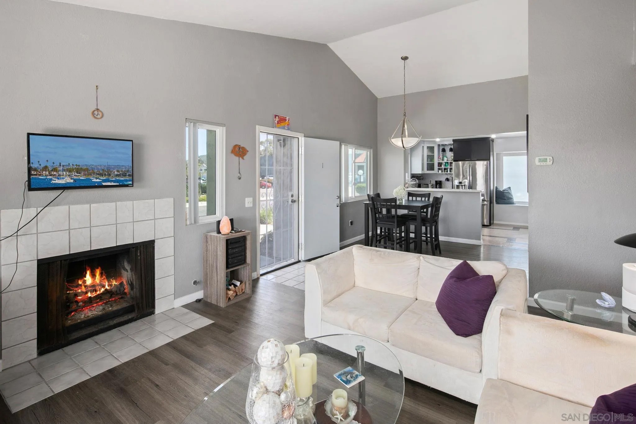 10908 Black Mountain 1