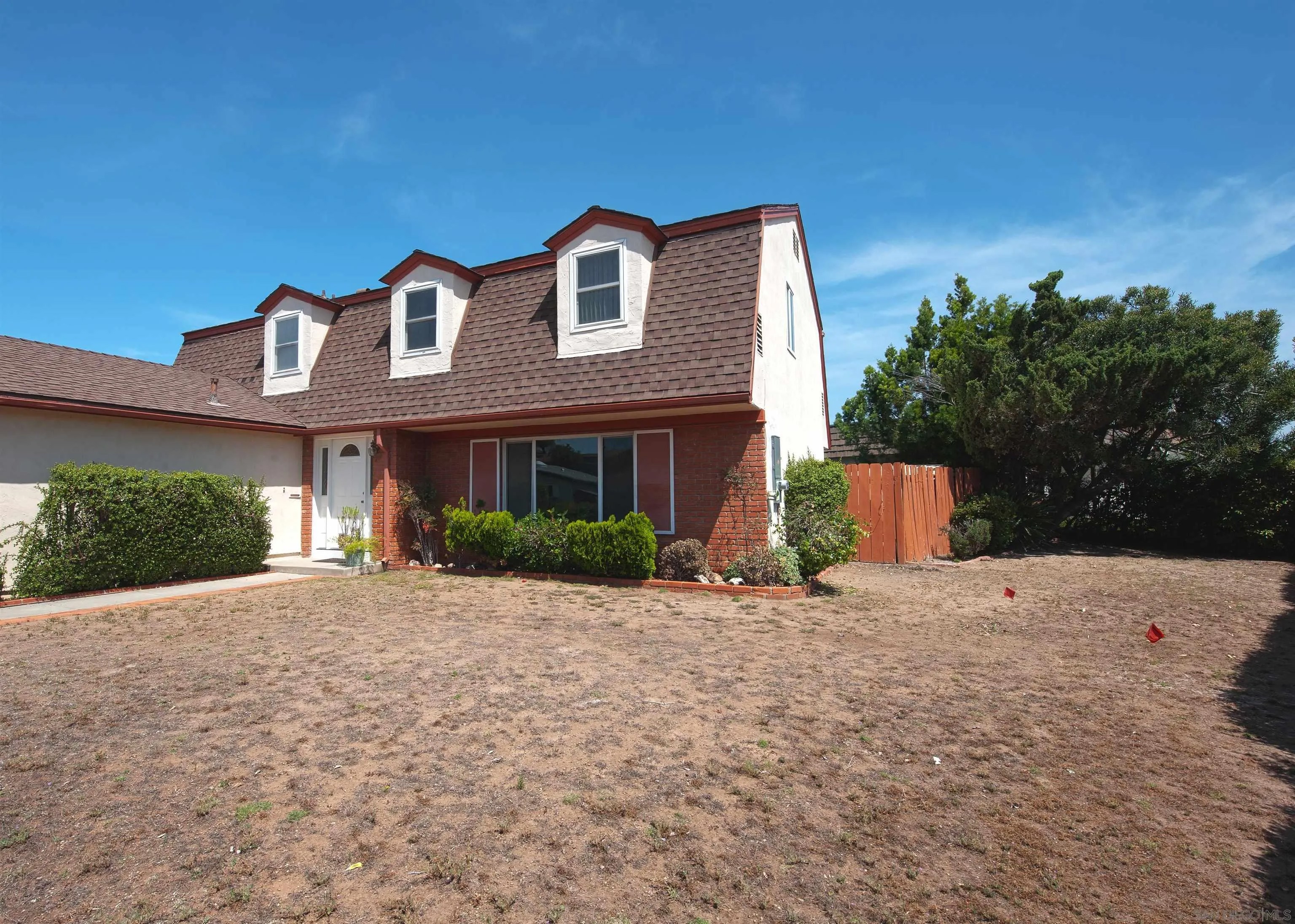 8934 Idyllwild