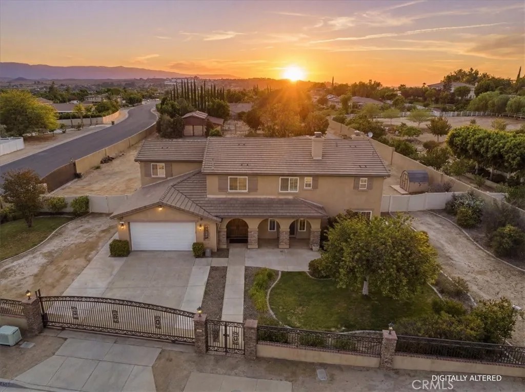 17731 Glen Hollow