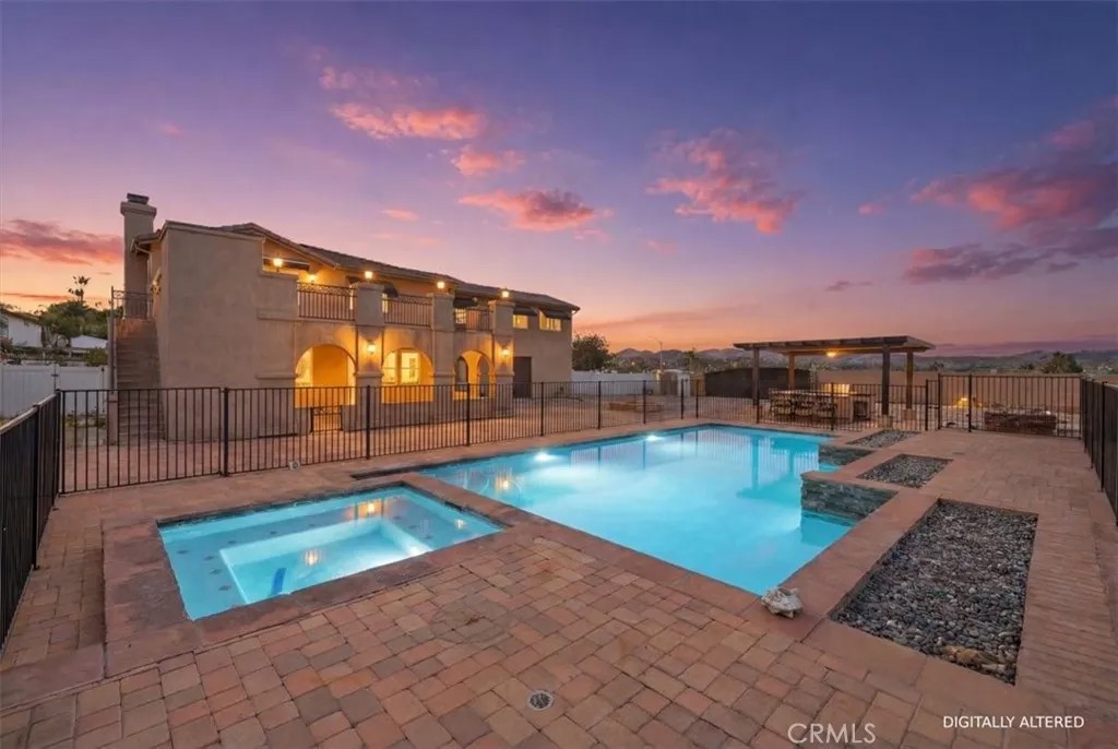 17731 Glen Hollow