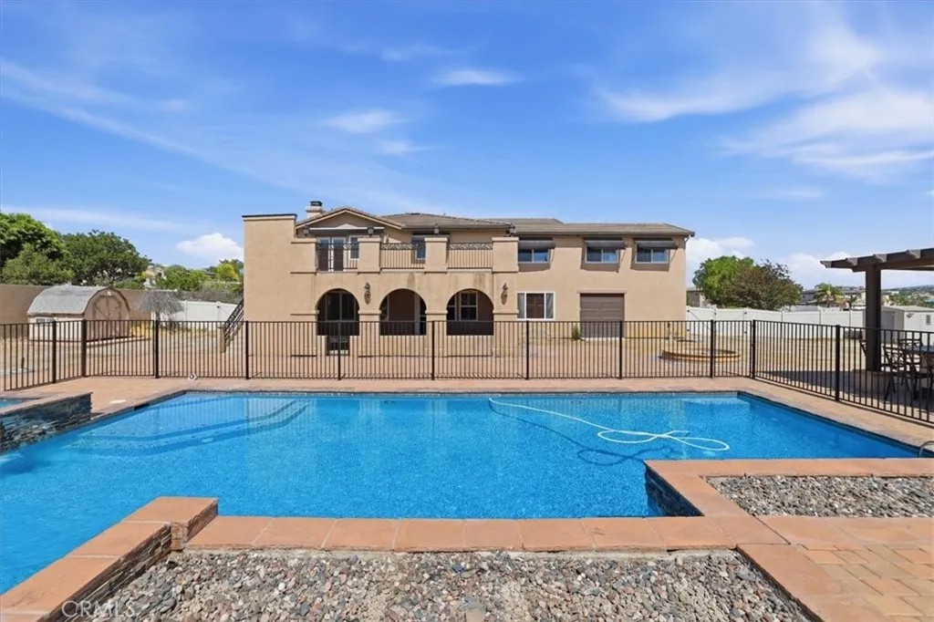 17731 Glen Hollow