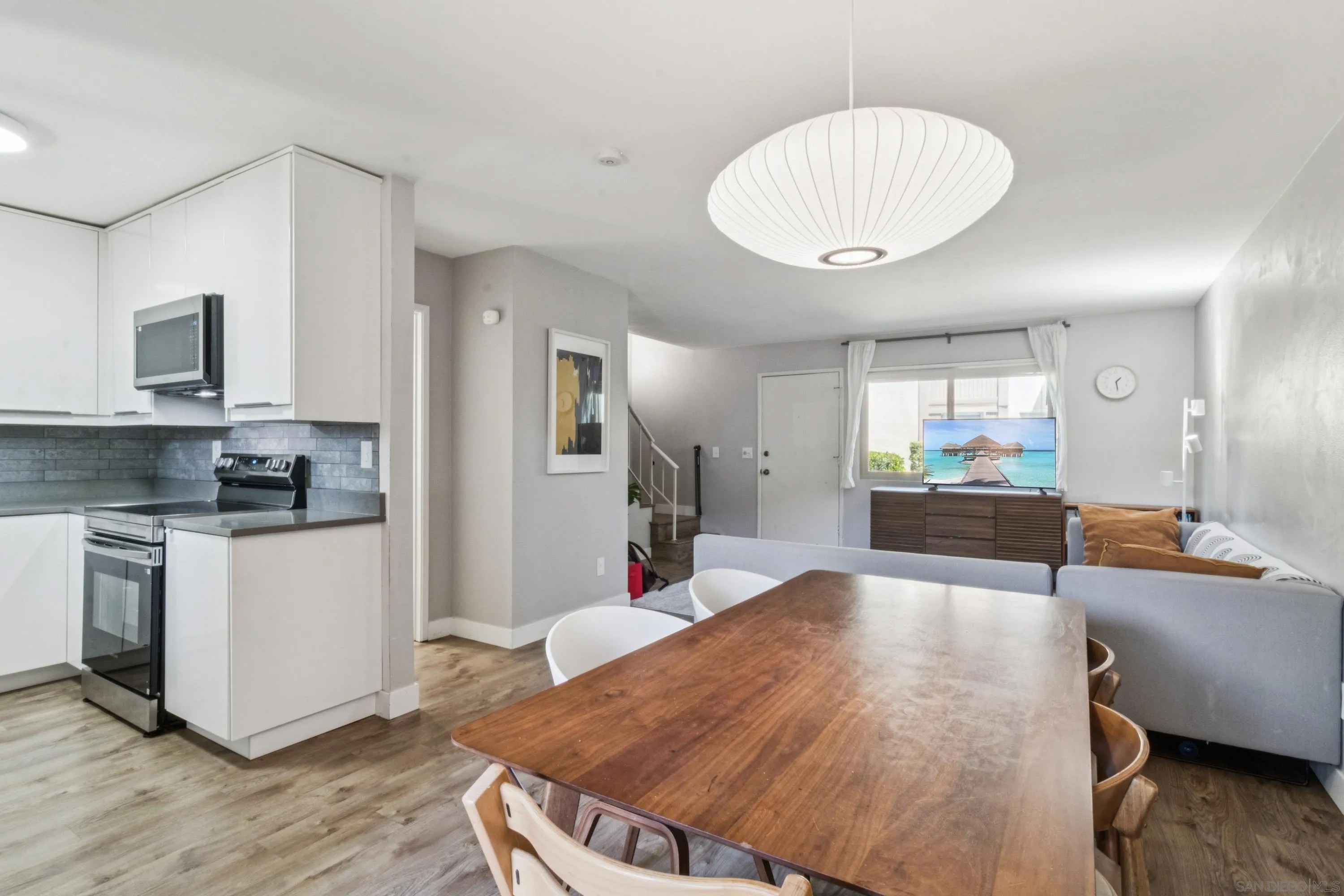 7835 Camino Tranquilo