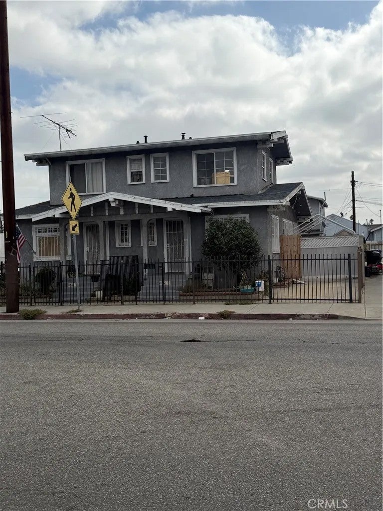 310 E 81st
