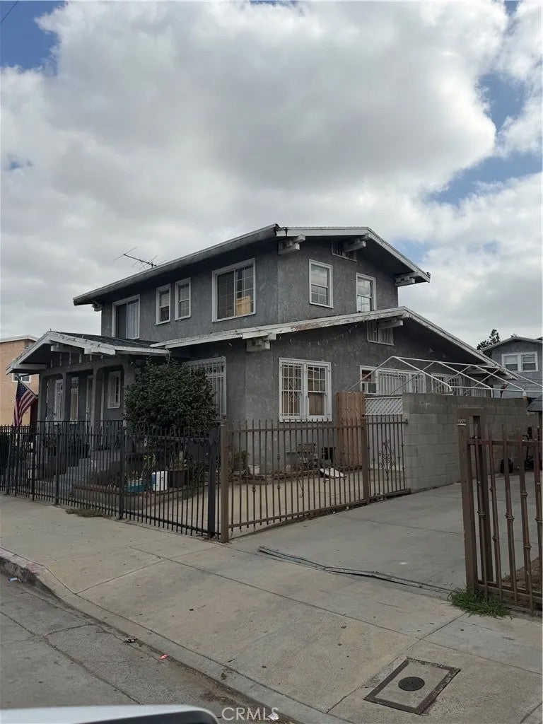 310 E 81st