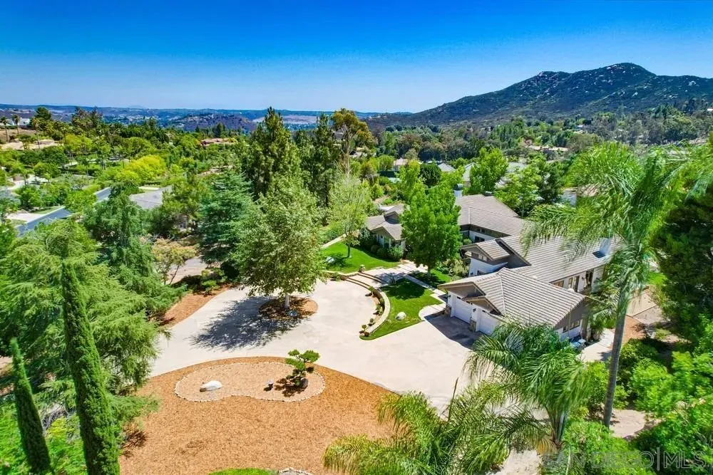 Poway, California 92064, United States, 4 Bedrooms Bedrooms, ,5 BathroomsBathrooms,Residential,Active,177286