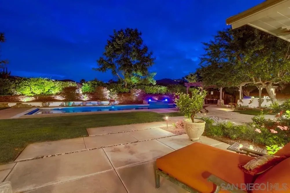 Poway, California 92064, United States, 4 Bedrooms Bedrooms, ,5 BathroomsBathrooms,Residential,Active,177286