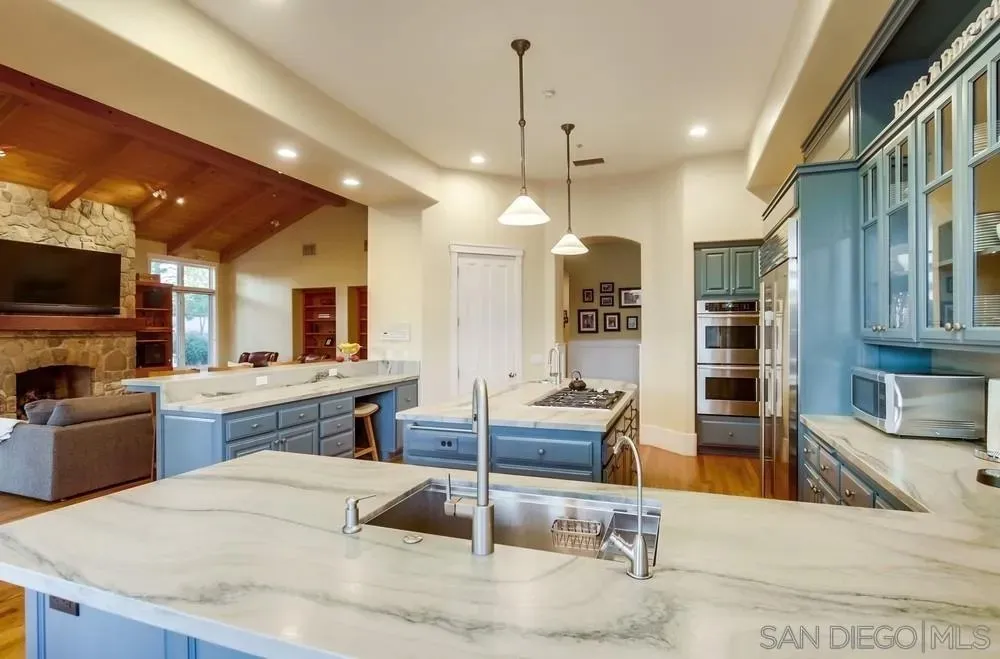 Poway, California 92064, United States, 4 Bedrooms Bedrooms, ,5 BathroomsBathrooms,Residential,Active,177286