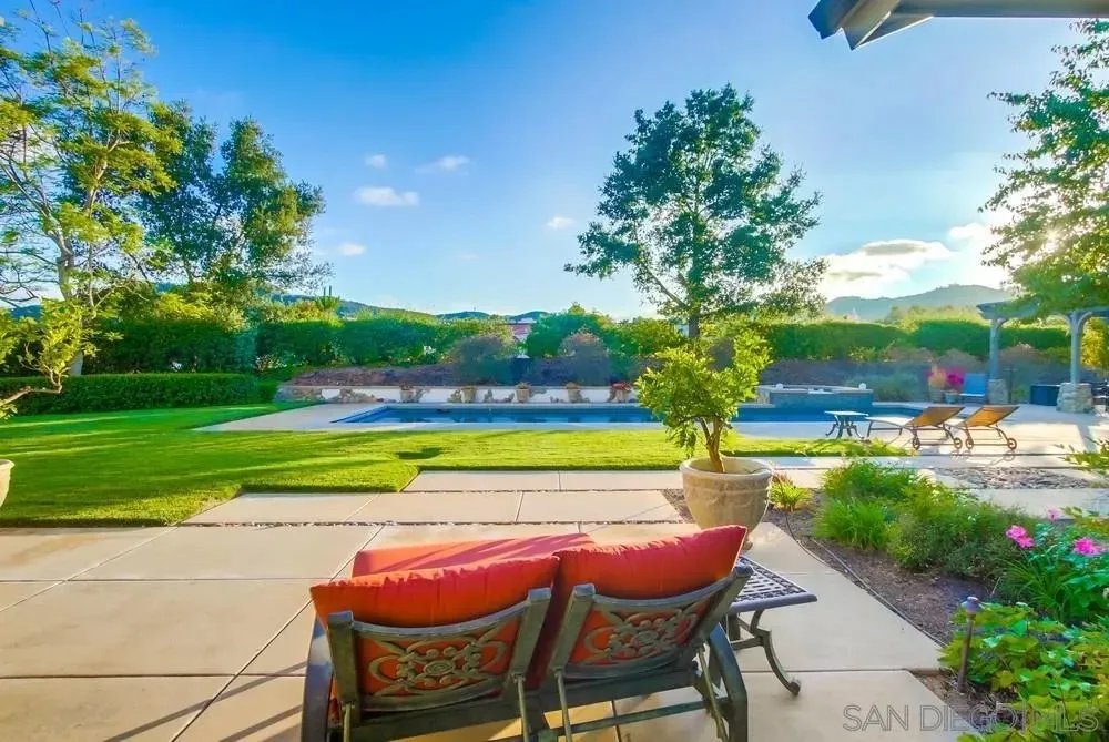 Poway, California 92064, United States, 4 Bedrooms Bedrooms, ,5 BathroomsBathrooms,Residential,Active,177286