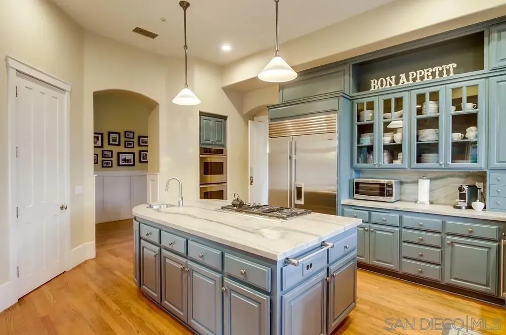 Poway, California 92064, United States, 4 Bedrooms Bedrooms, ,5 BathroomsBathrooms,Residential,Active,177286