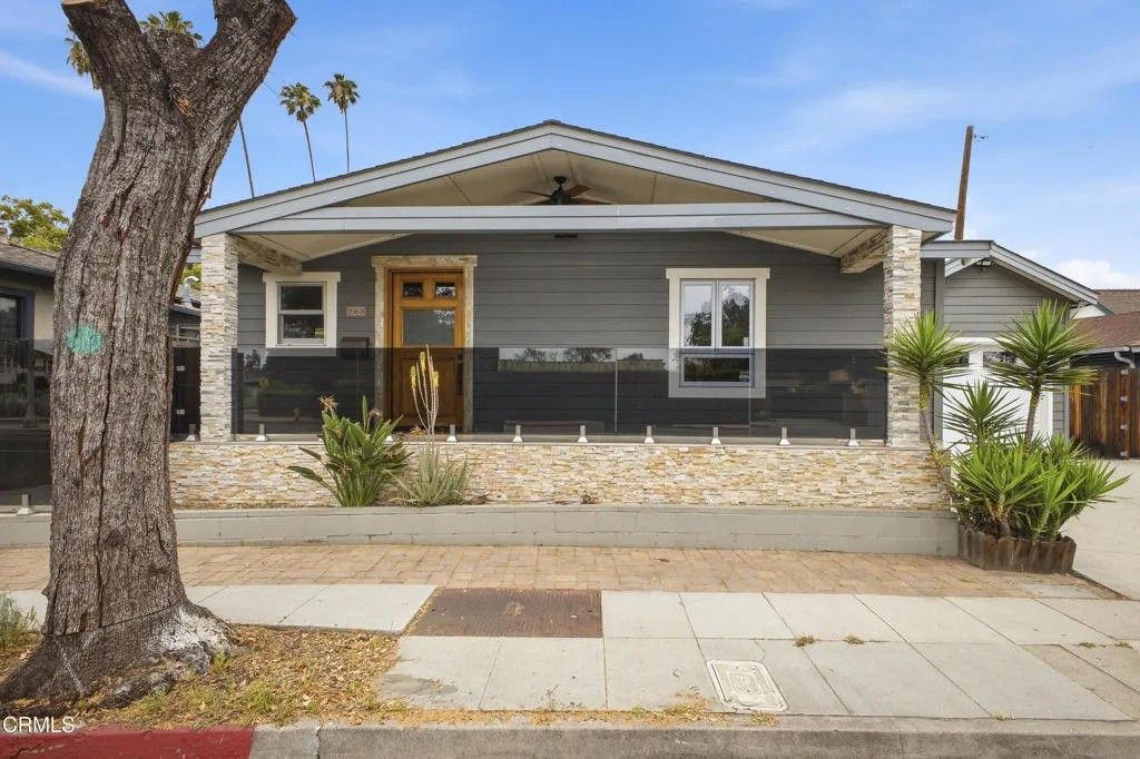 Photo of 2163 E Del Mar Boulevard, Pasadena, CA 91107 (MLS # P1-26510)