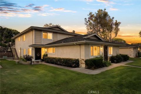 Photo of 2646 Victoria, Port Hueneme, CA 93041 (MLS # SR26043657)