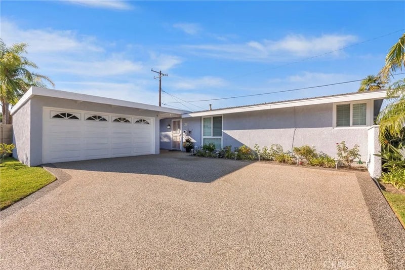 635 S Arden