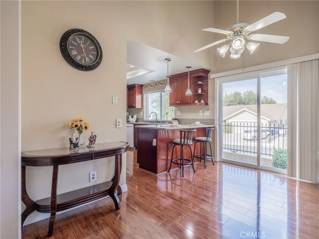20995 Glenbrook Dr