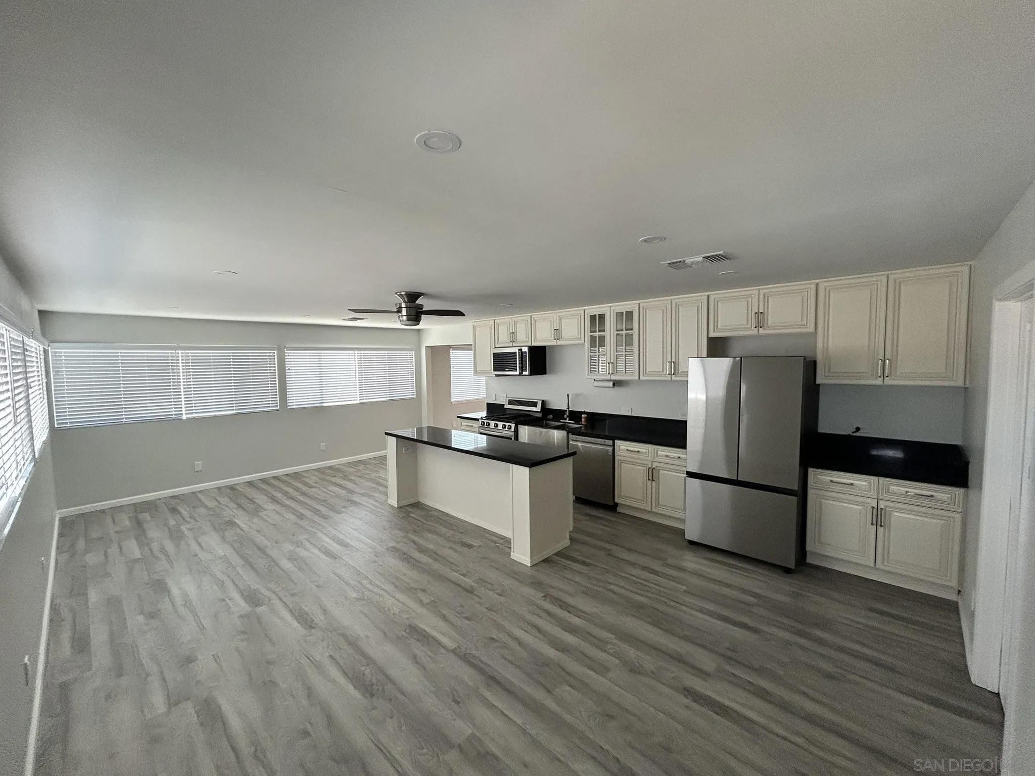 27452 Silver Lakes Pkwy