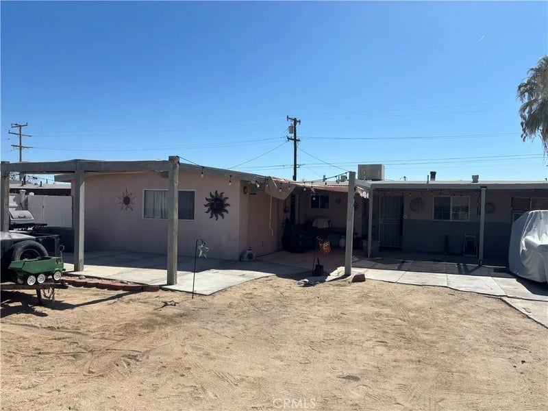 6925 Manzanita