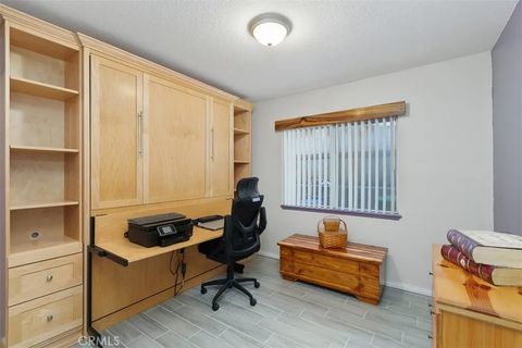 Tiny photo for 25047 Parkcrest Dr, Murrieta, CA 92562 (MLS # SW25252607)