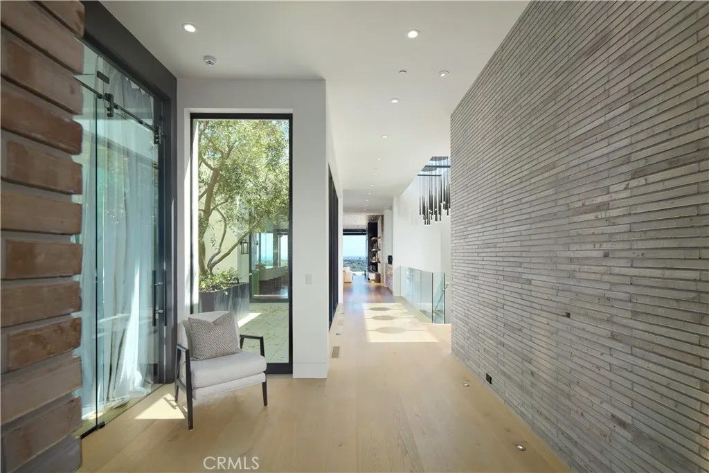 1201 Dolphin Terrace
