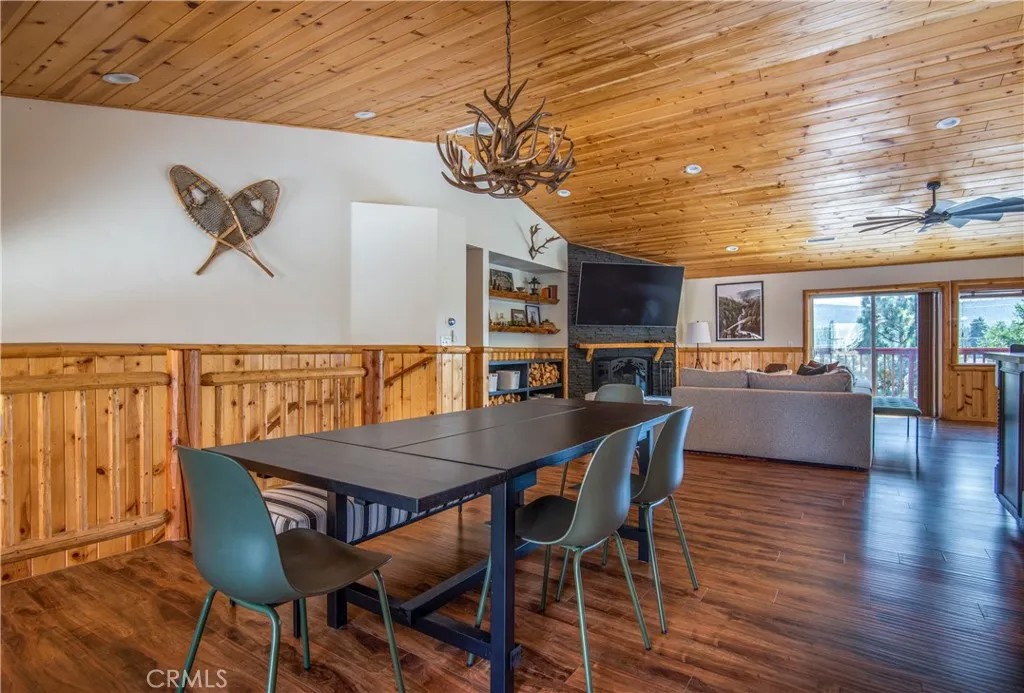 1002 White Mountain