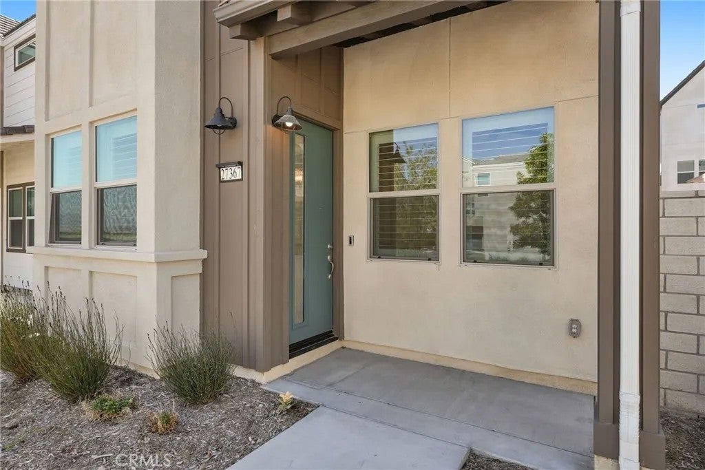 27367 Thunder Ridge Court